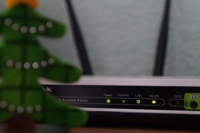 ルーターに静的IPアドレスを割り当てる方法